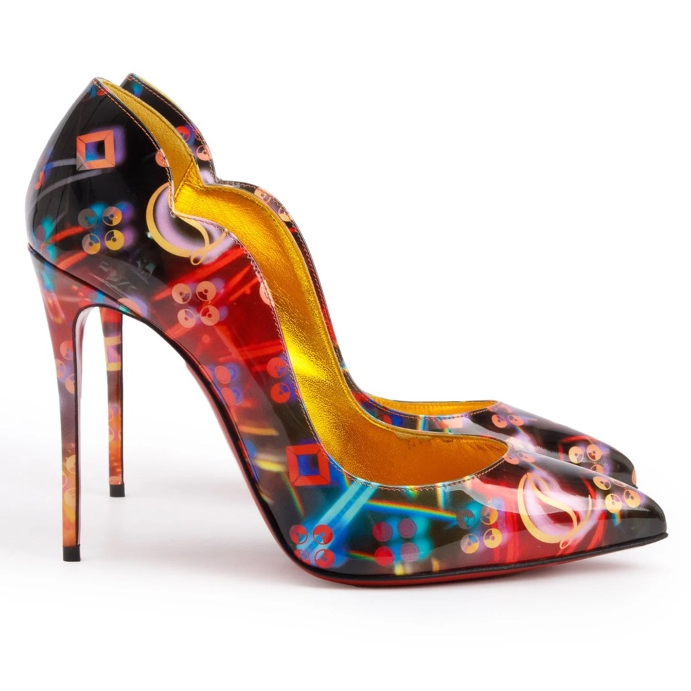 ❤️❤️ CHRISTIAN LOUBOUTIN
Multicolor Patent Leather Hot Chick Pumps❤️❤️size 38.5